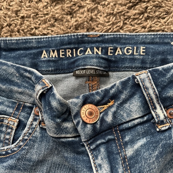American Eagle high rise distressed denim - Picture 2 of 4
